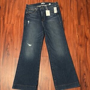 NWT!  Good American, Women's Blue Jeans, size 16